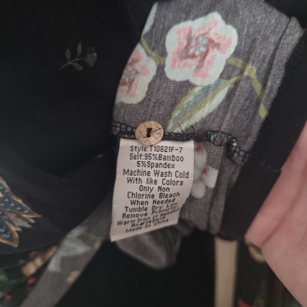 Johnny Was Floral Jersey Henley - Picture 4 of 4